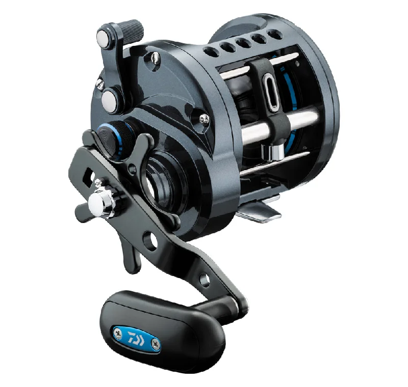 Spinning Reel For Small Lakes-Daiwa 23 Saltist LW Overhead Reel