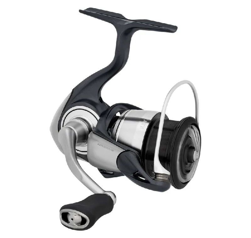 Compact Reel For Tight Spaces-Daiwa 24 Certate LT Spin Reel