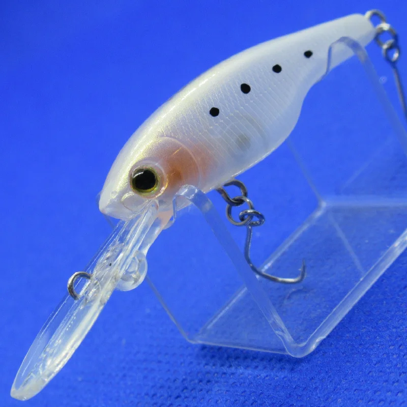 Best Lures For Freshwater Bass-SILVER WOLF CHINNIG SHAD 40F [Used]