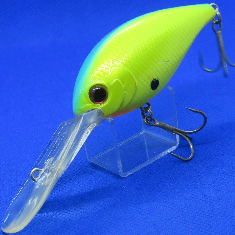 Lures With Realistic Fin Action-COMBAT CRANK 480 [Used]