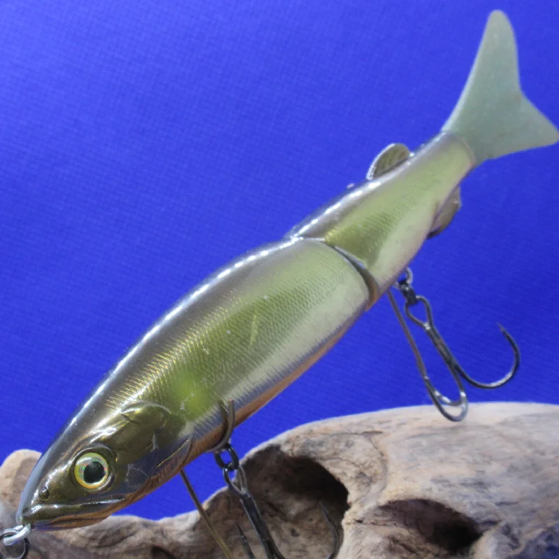 Best Lures For Smallmouth Bass-ZILLVA 160 [Used]